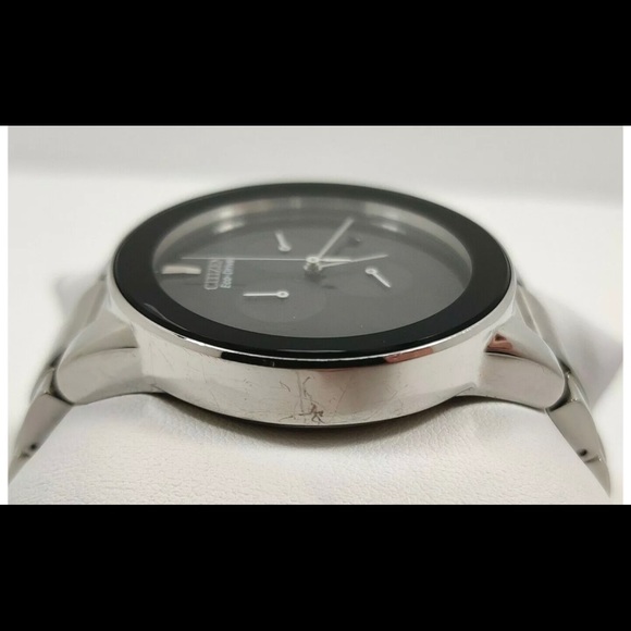 Citizen Eco-Drive Axiom Chronograph Men's Watch - Picture 7 of 12